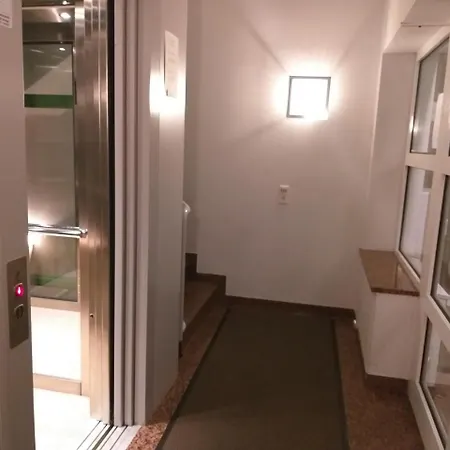 酒店 克里斯塔尔酒店 3*